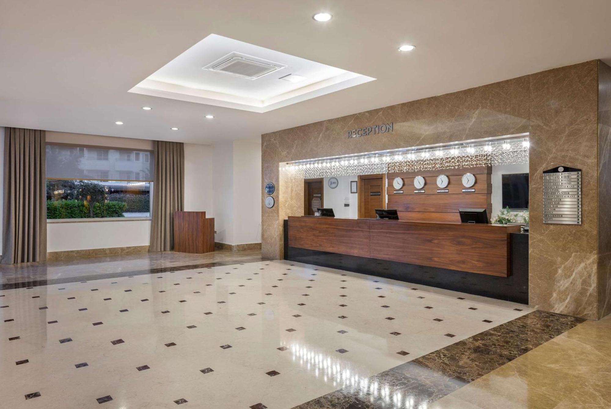 รามาดา รีสอร์ต บาย วินด์แฮม ลารา Hotel อันตัลยา ภายนอก รูปภาพ